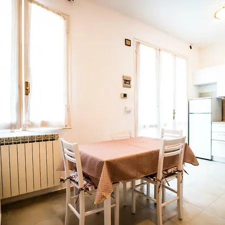 Agenzia Vear Sabrina 11b * Lido delle Nazioni